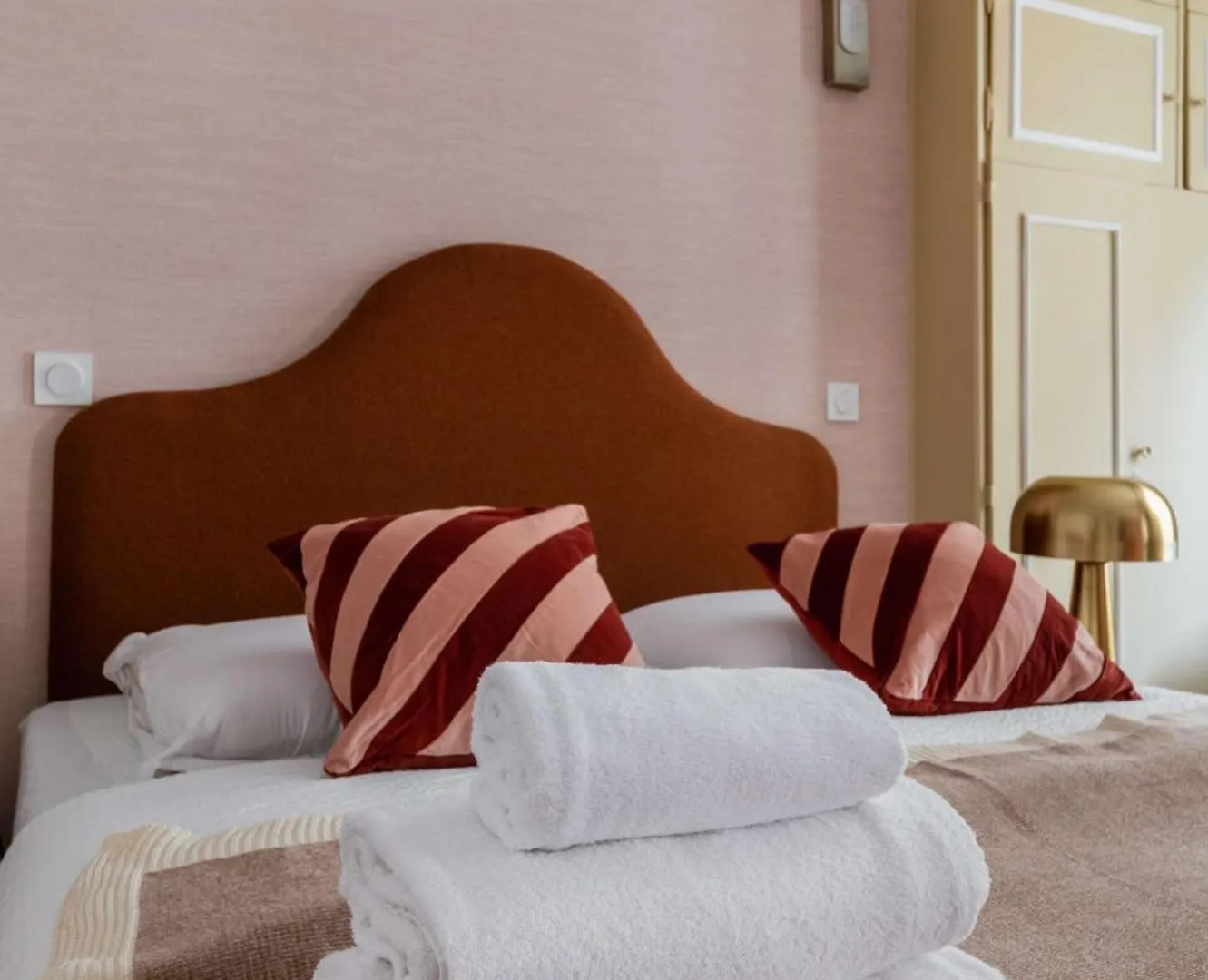 Grand Studio Refait A Neuf Paris 16 - 4P - Flat-Guest 0*,  France